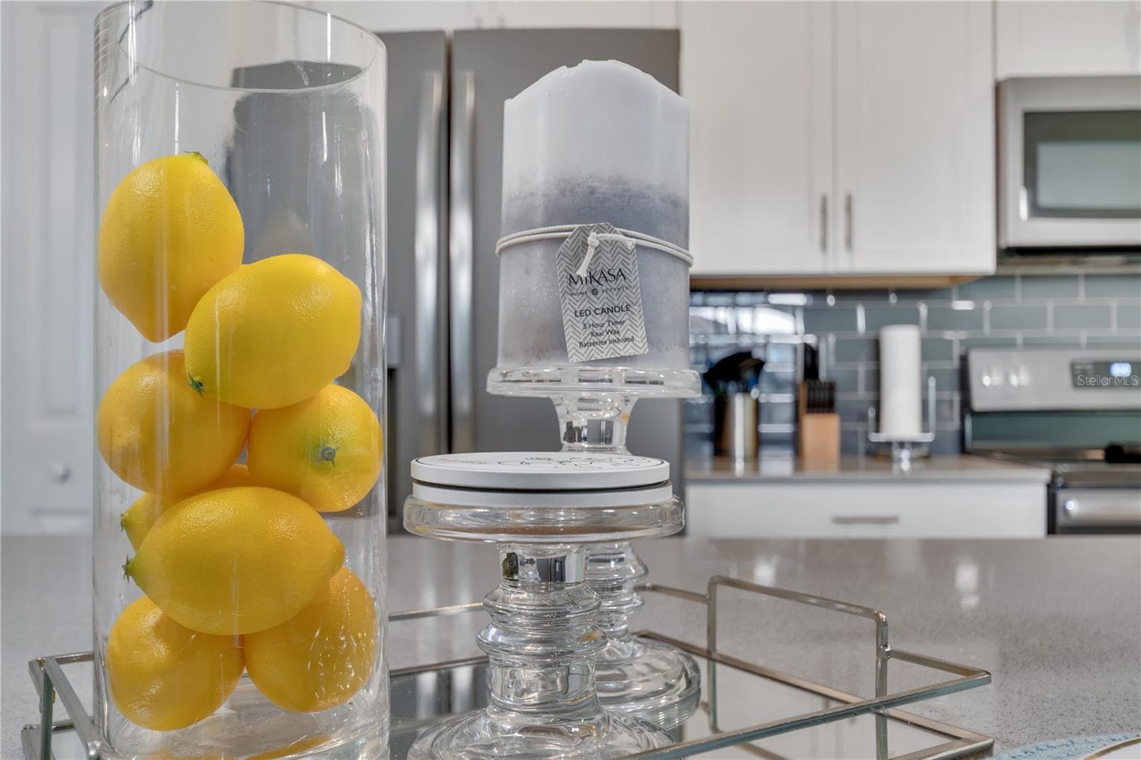 Kitchen decor - 1557 SANDBAGGER DR, DAVENPORT