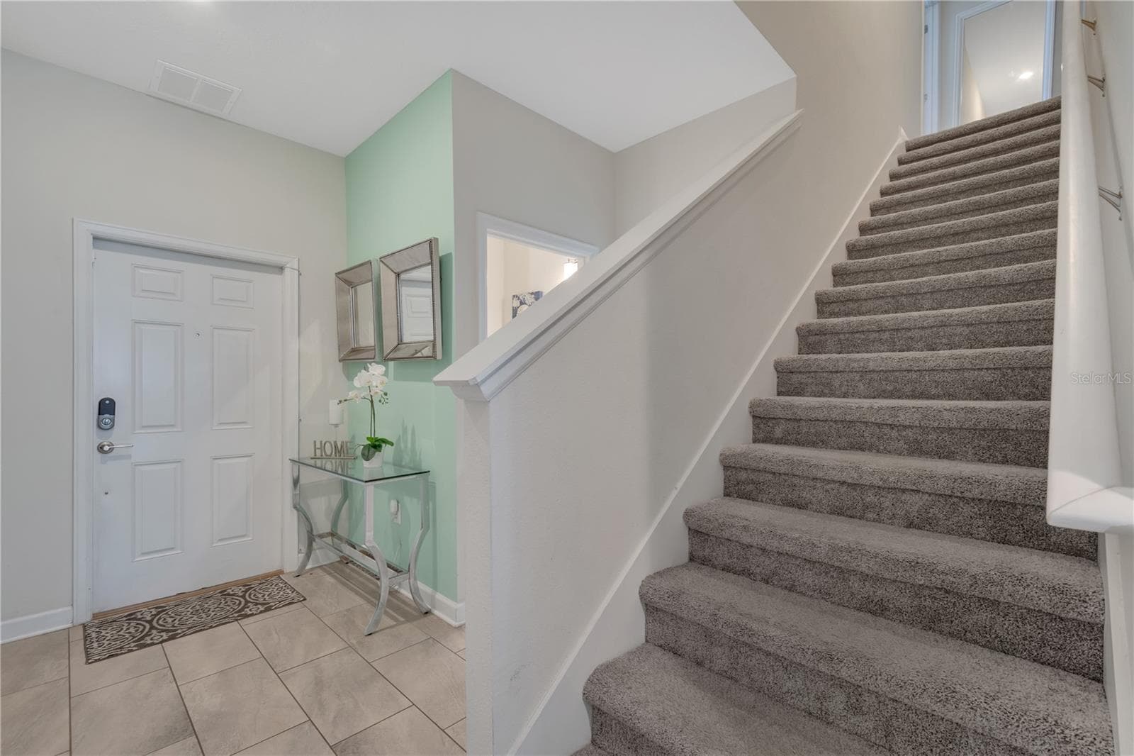 Stair leading to 2nd floor - 1557 SANDBAGGER DR, DAVENPORT