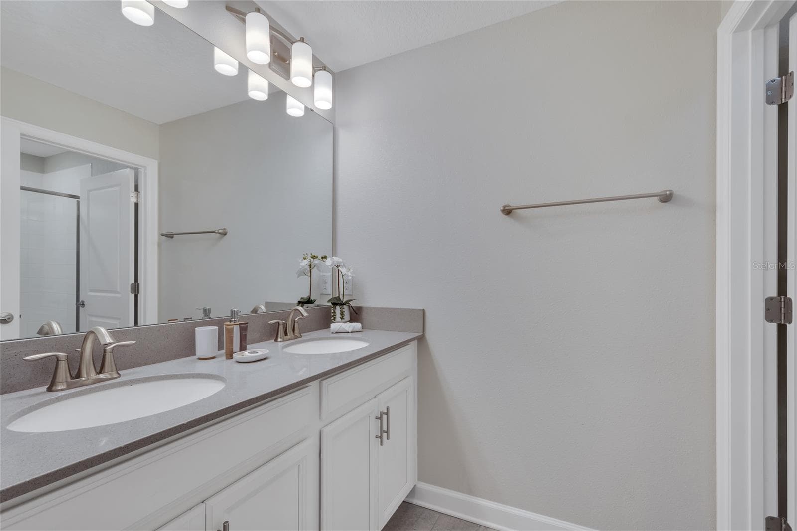 Bathroom 3 - 1557 SANDBAGGER DR, DAVENPORT