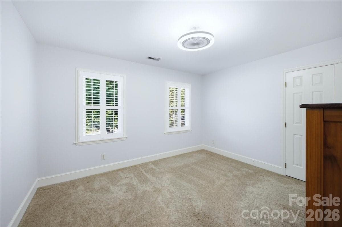 Single Family Residence at 10141 Hanover Glen Road, Charlotte, photo 22 of 31