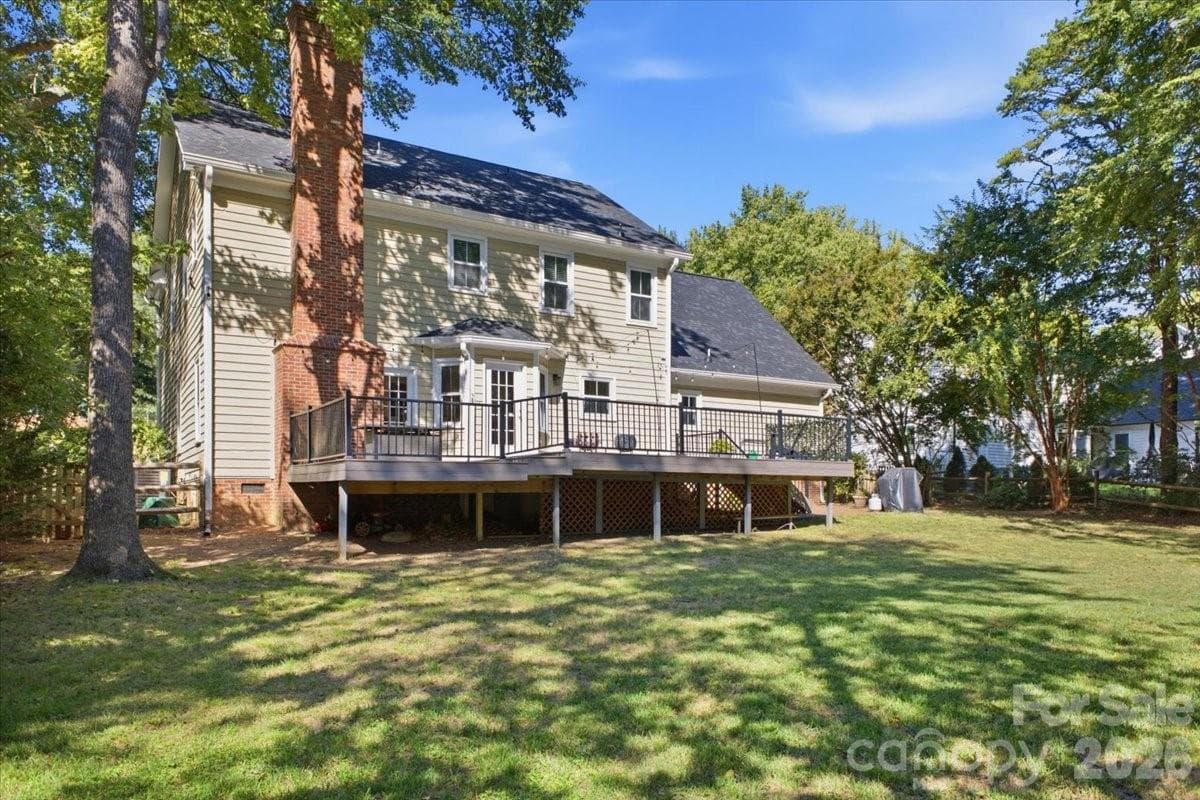 Single Family Residence at 10141 Hanover Glen Road, Charlotte, photo 9 of 31