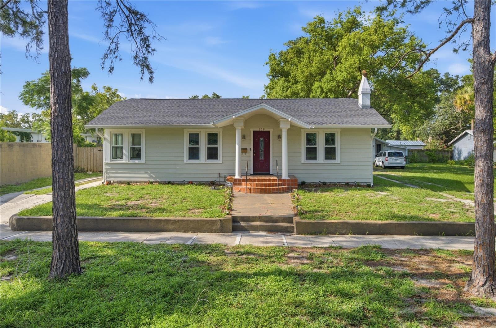 Single Family Residence at 106 W COMANCHE AVE, TAMPA, photo 2 of 41