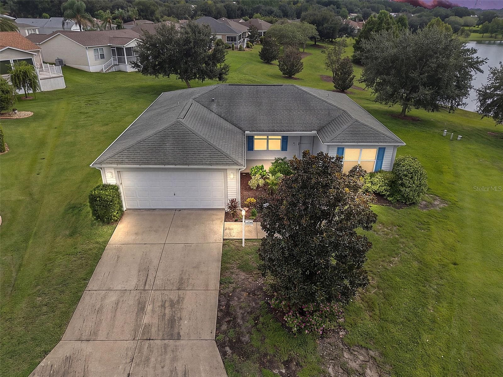 2112 KERWOOD LOOP