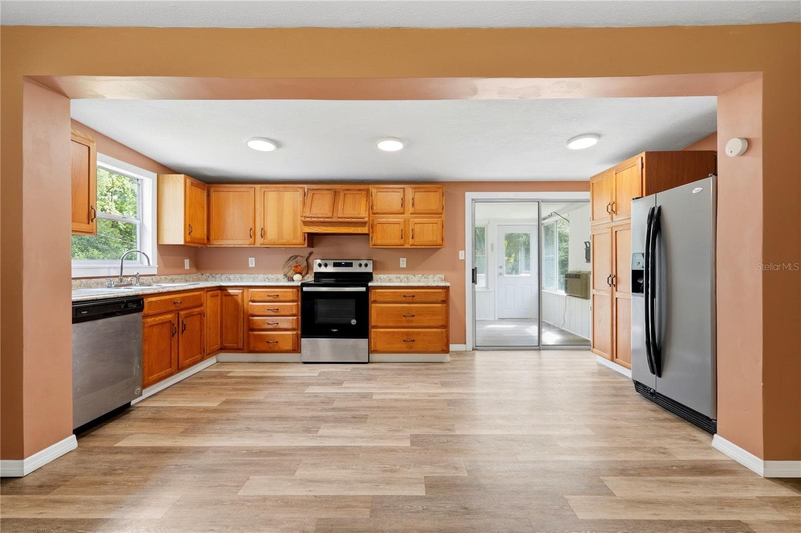 Single Family Residence at 752 N STATE ROAD 21, MELROSE, photo 5 of 37