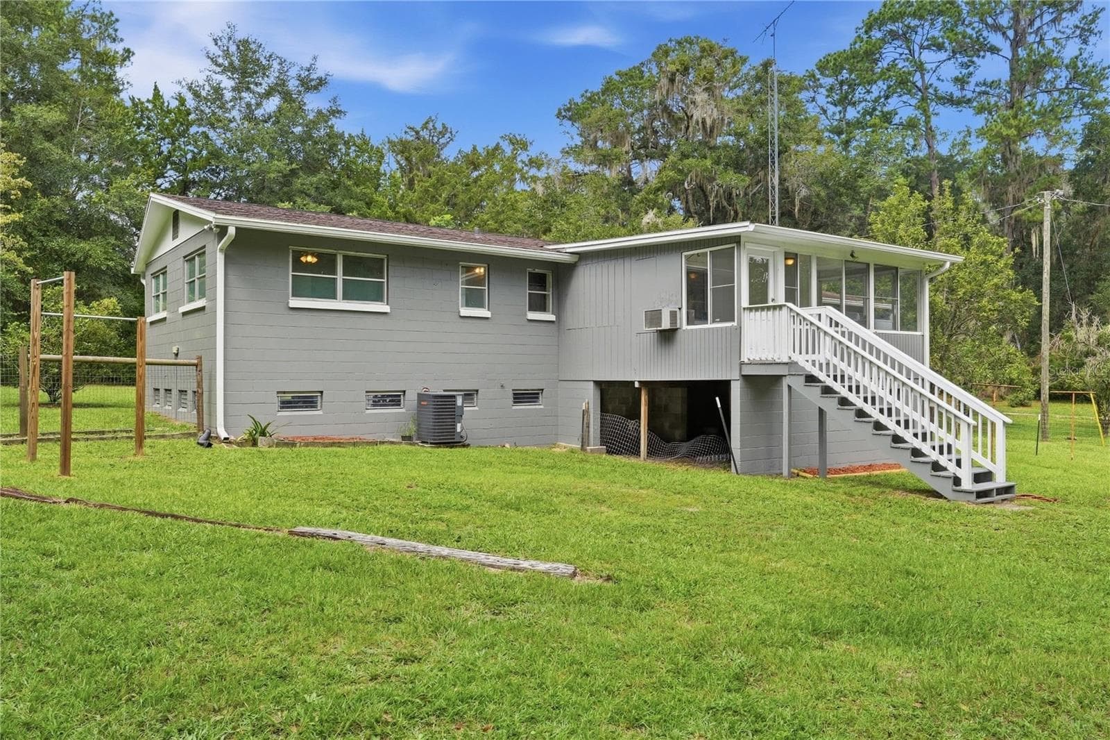 Single Family Residence at 752 N STATE ROAD 21, MELROSE, photo 24 of 37
