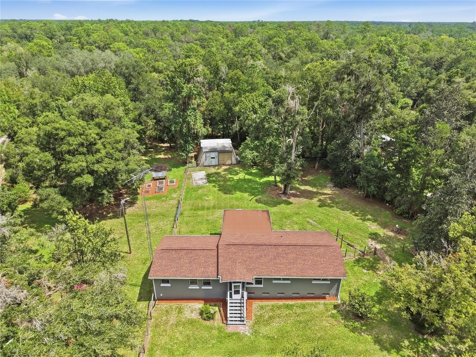 Single Family Residence at 752 N STATE ROAD 21, MELROSE, photo 34 of 37