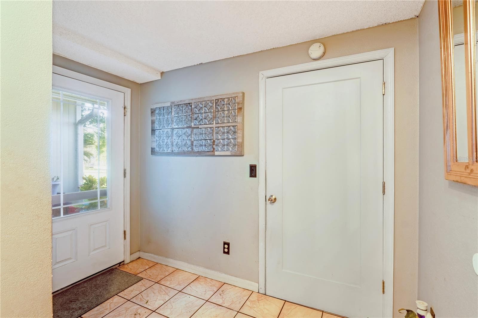 Single Family Residence at 246 ANGELES RD, DEBARY, photo 2 of 33