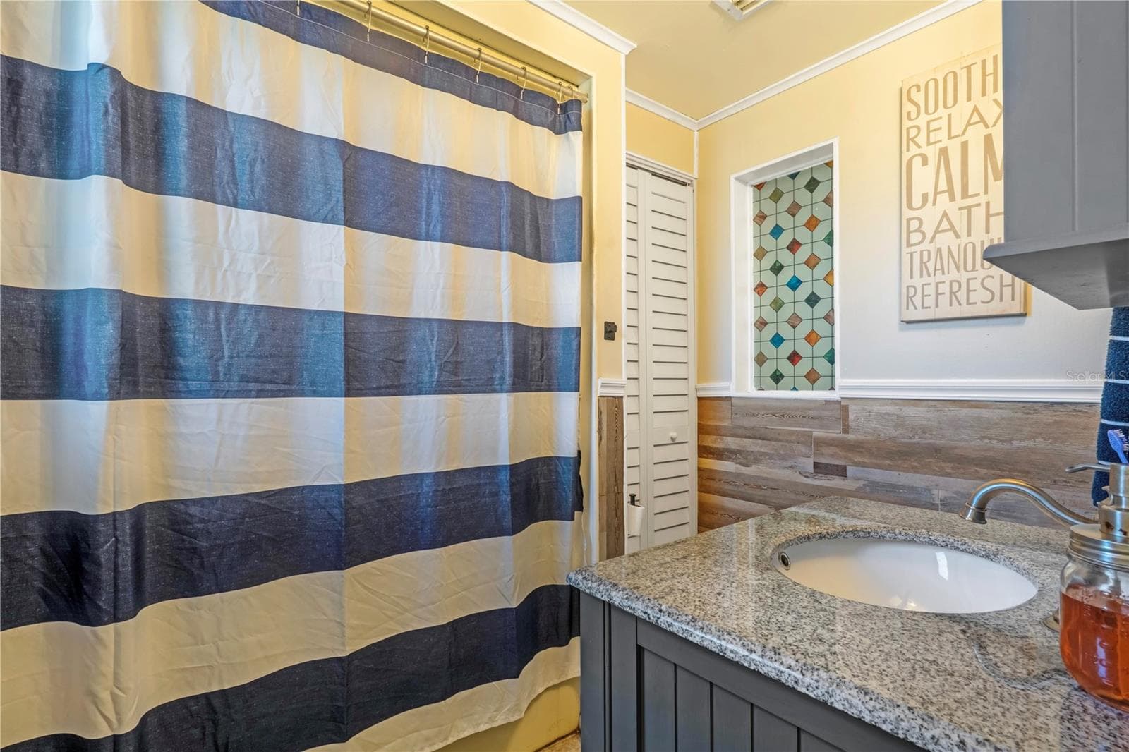 Primary Bathroom - 246 ANGELES RD, DEBARY