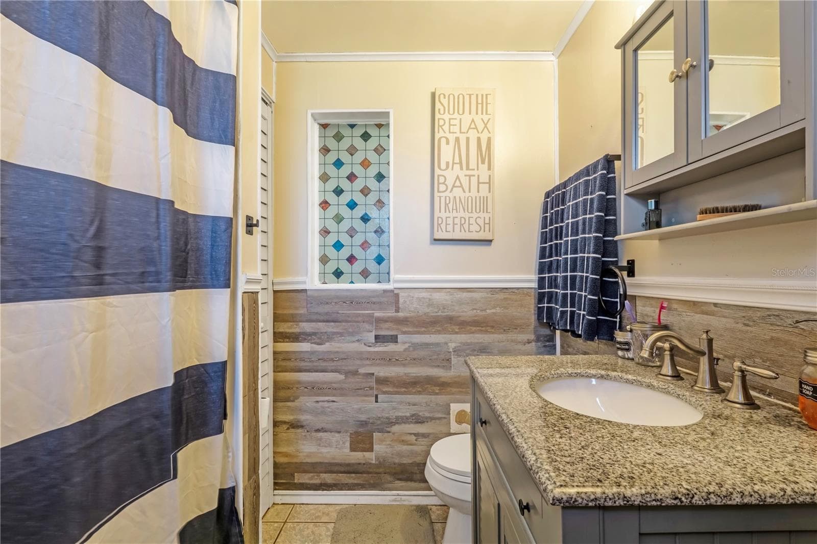 Primary Bathroom - 246 ANGELES RD, DEBARY
