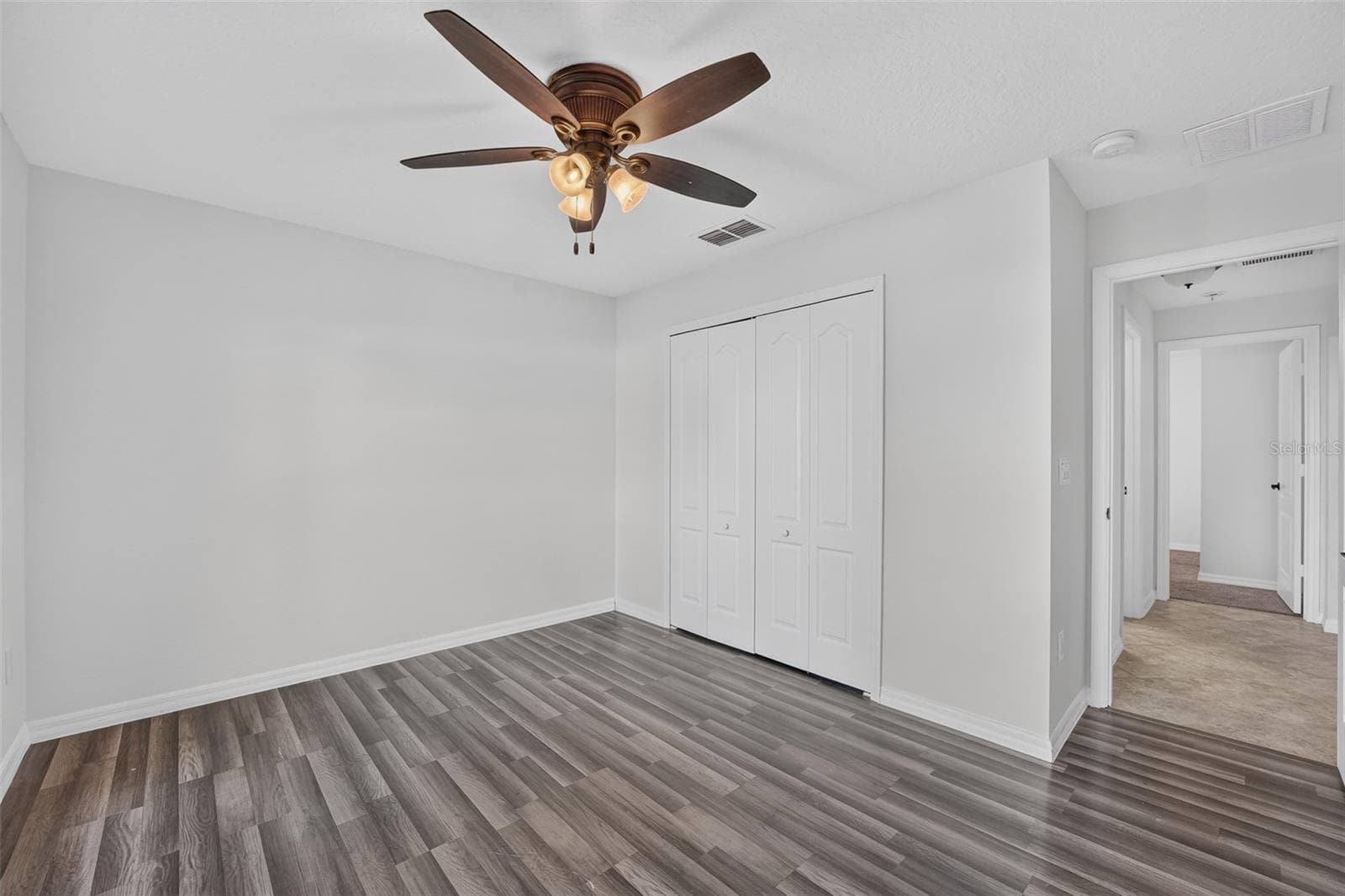 Single Family Residence at 10648 INSIDE LOOP, ORLANDO, photo 11 of 47