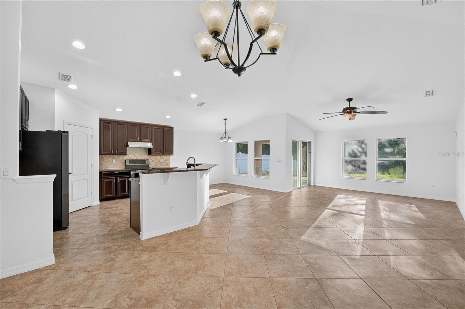 Single Family Residence at 10648 INSIDE LOOP, ORLANDO, photo 25 of 47