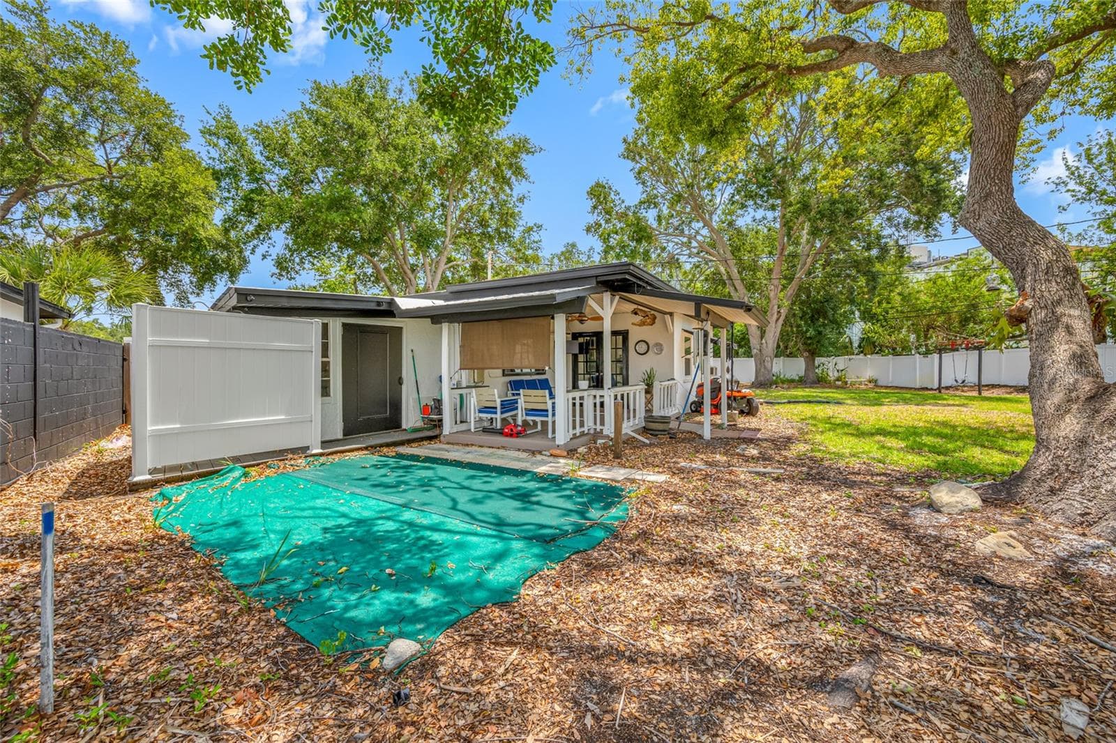 Single Family Residence at 8444 8TH WAY N, ST PETERSBURG, photo 25 of 30