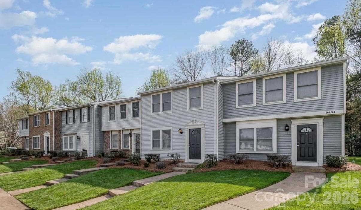 Townhouse at 9456 Lexington Circle, Charlotte, photo 7 of 7