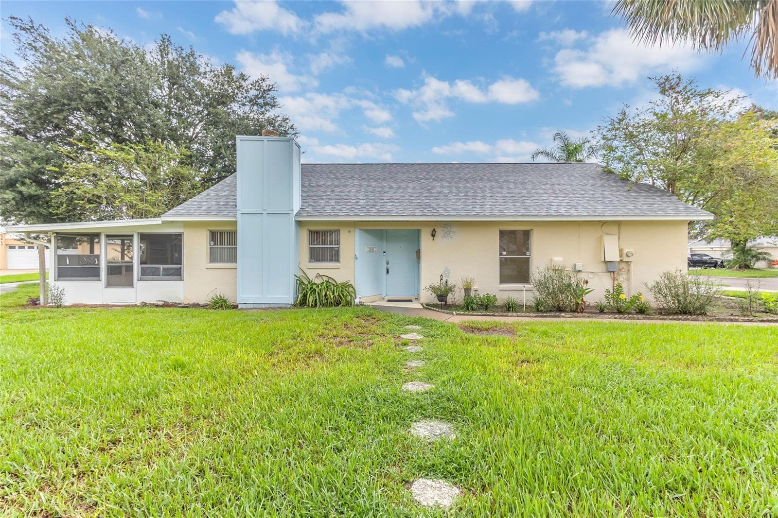 Single Family Residence at 2601 BRIANA CT, ORLANDO, photo 2 of 39