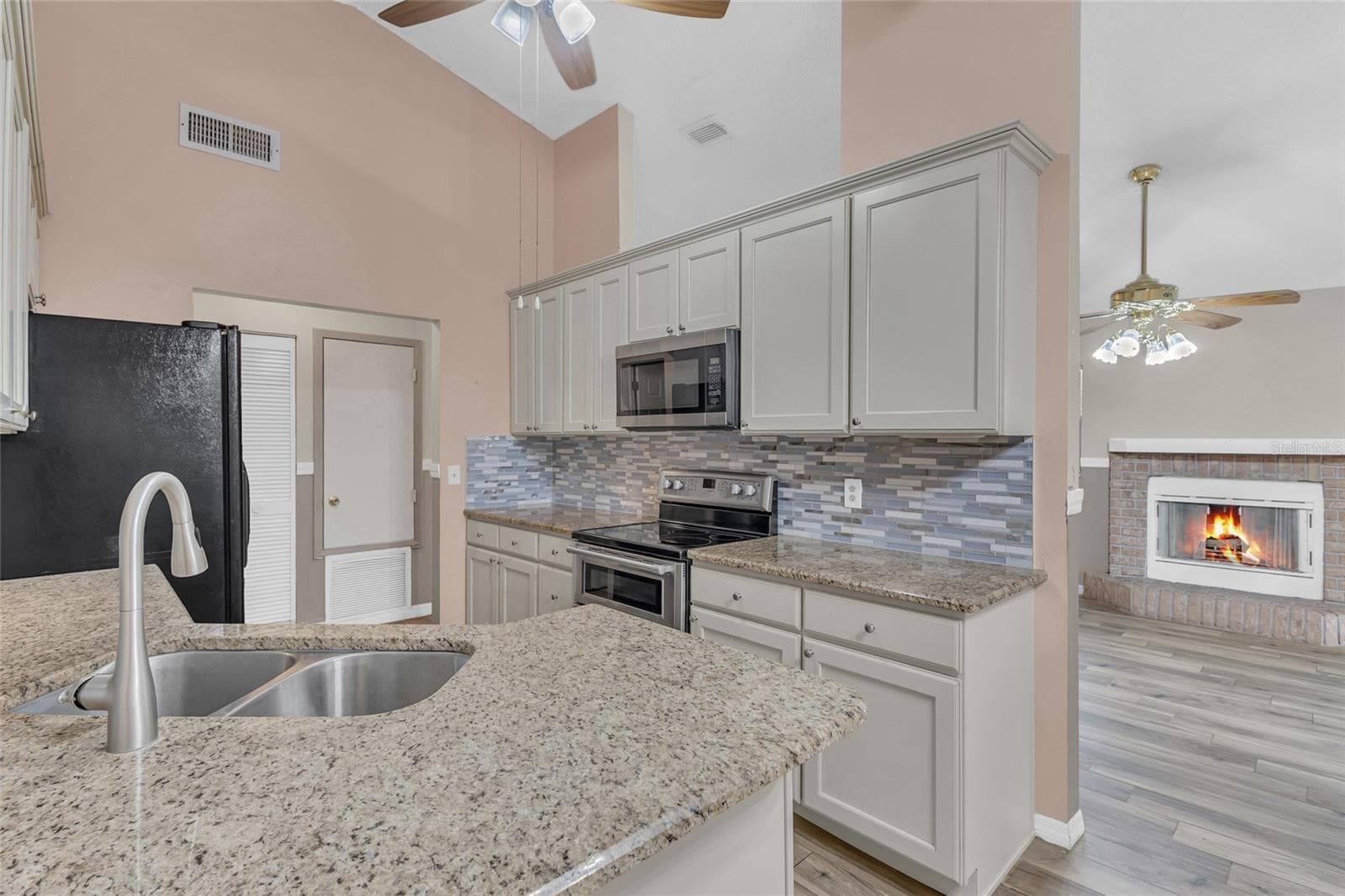 Single Family Residence at 2601 BRIANA CT, ORLANDO, photo 8 of 39