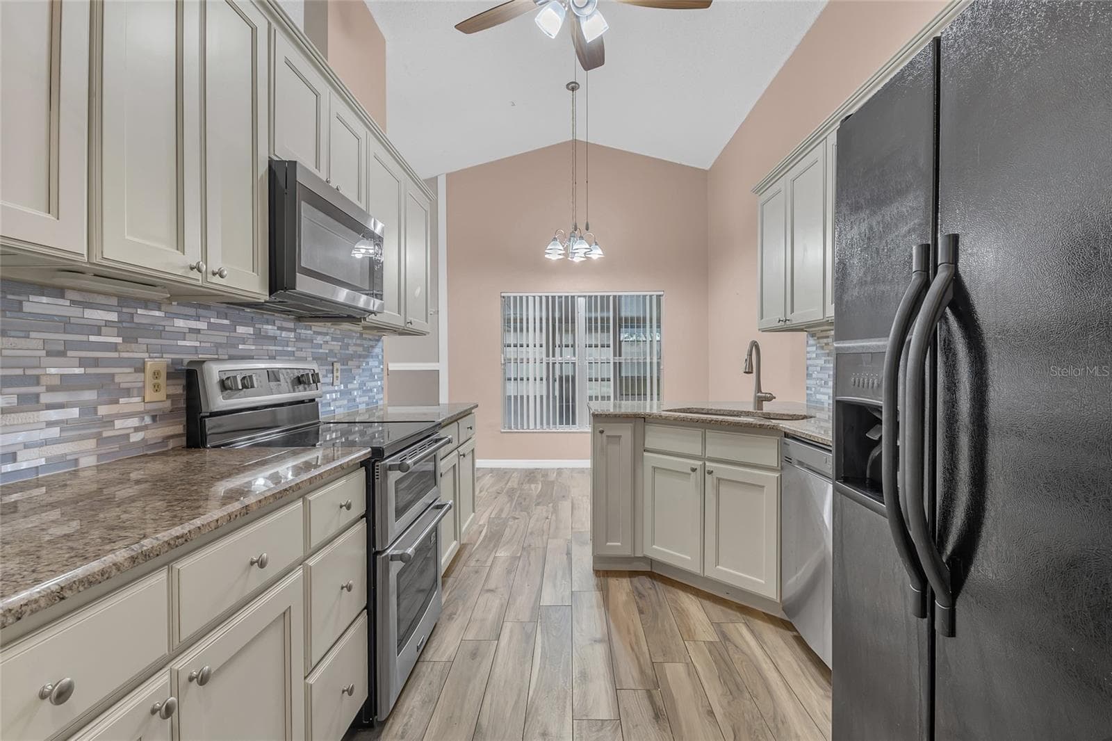 Single Family Residence at 2601 BRIANA CT, ORLANDO, photo 10 of 39