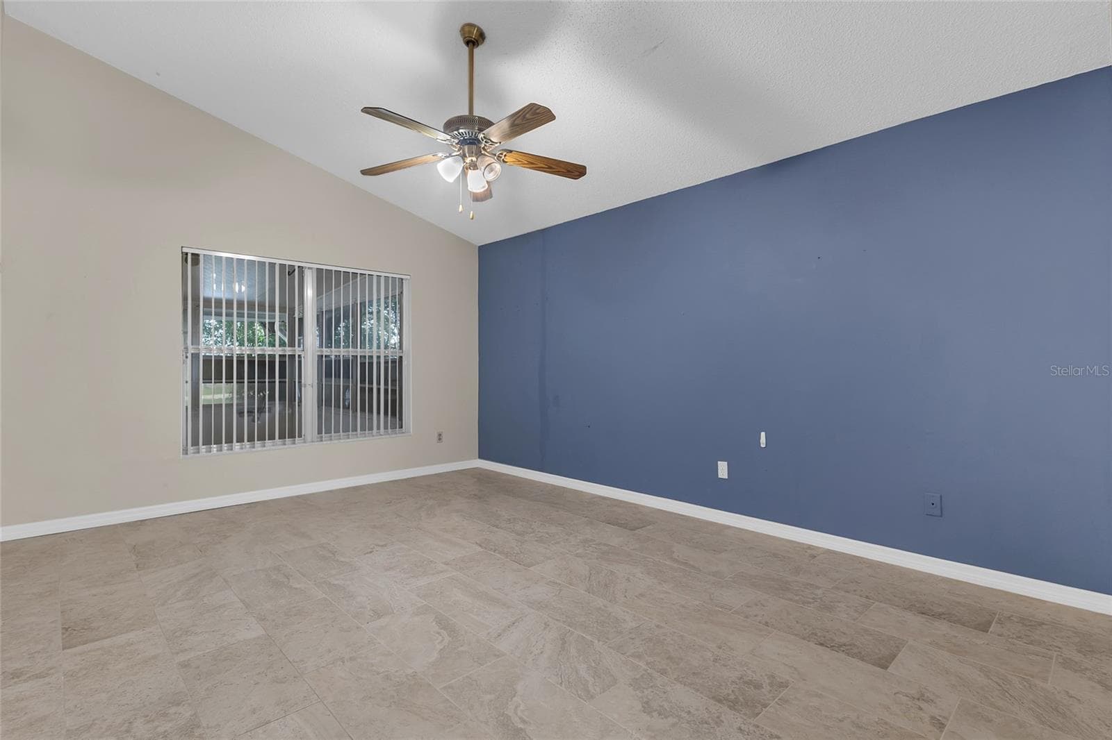 Single Family Residence at 2601 BRIANA CT, ORLANDO, photo 12 of 39