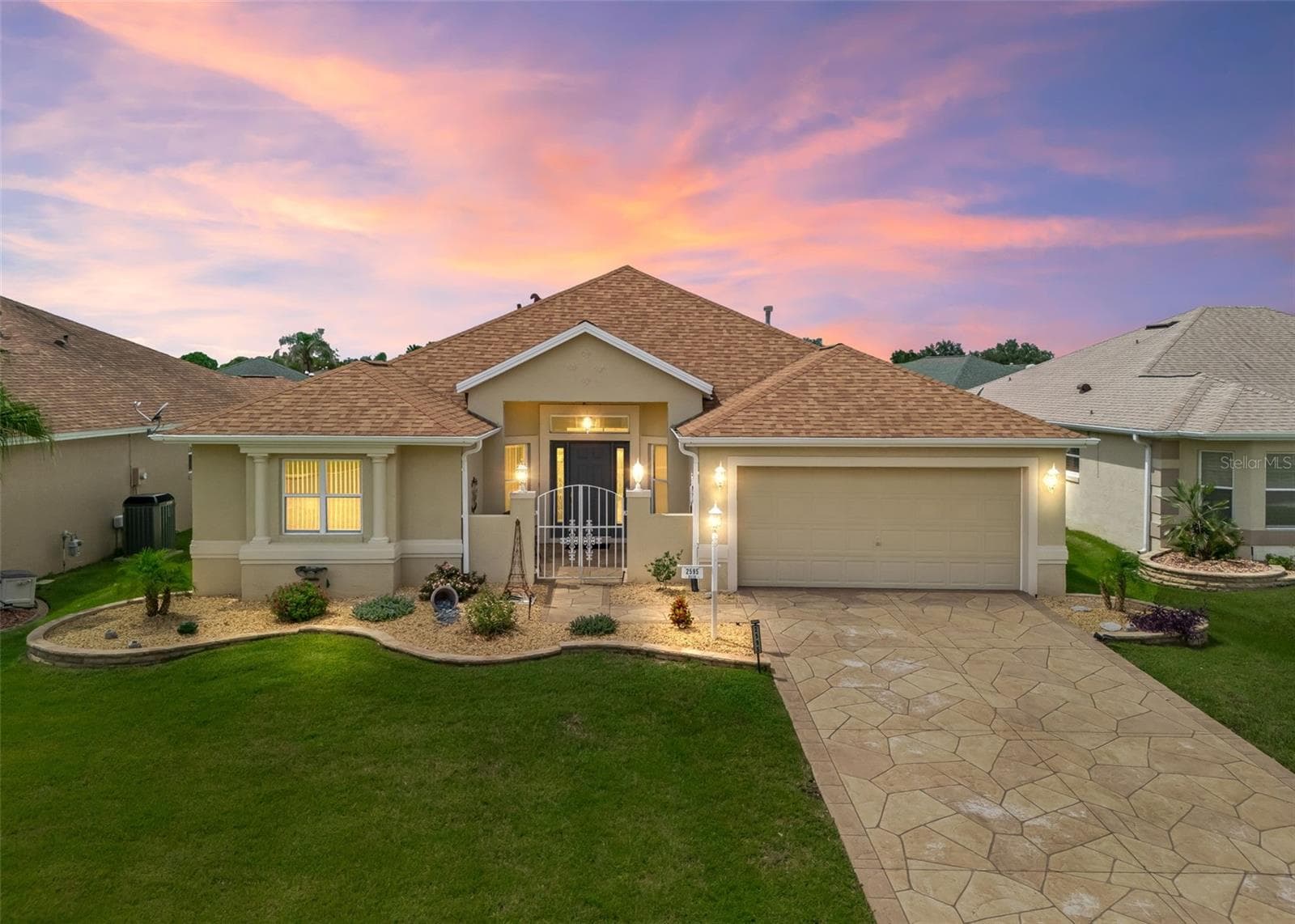 2595 CARIBE DR