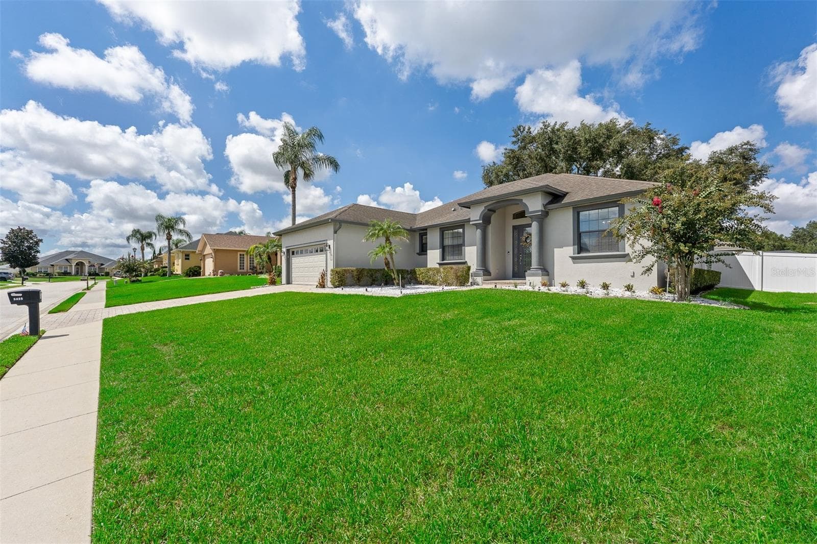 Single Family Residence at 5455 PEBBLE BEACH DR, LAKELAND, photo 3 of 55