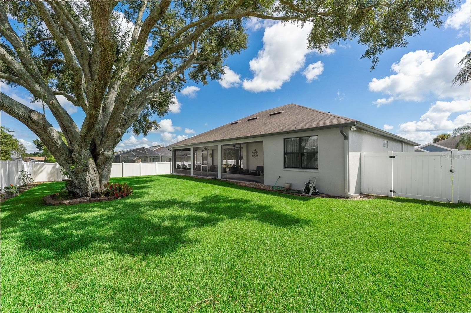 Single Family Residence at 5455 PEBBLE BEACH DR, LAKELAND, photo 45 of 55