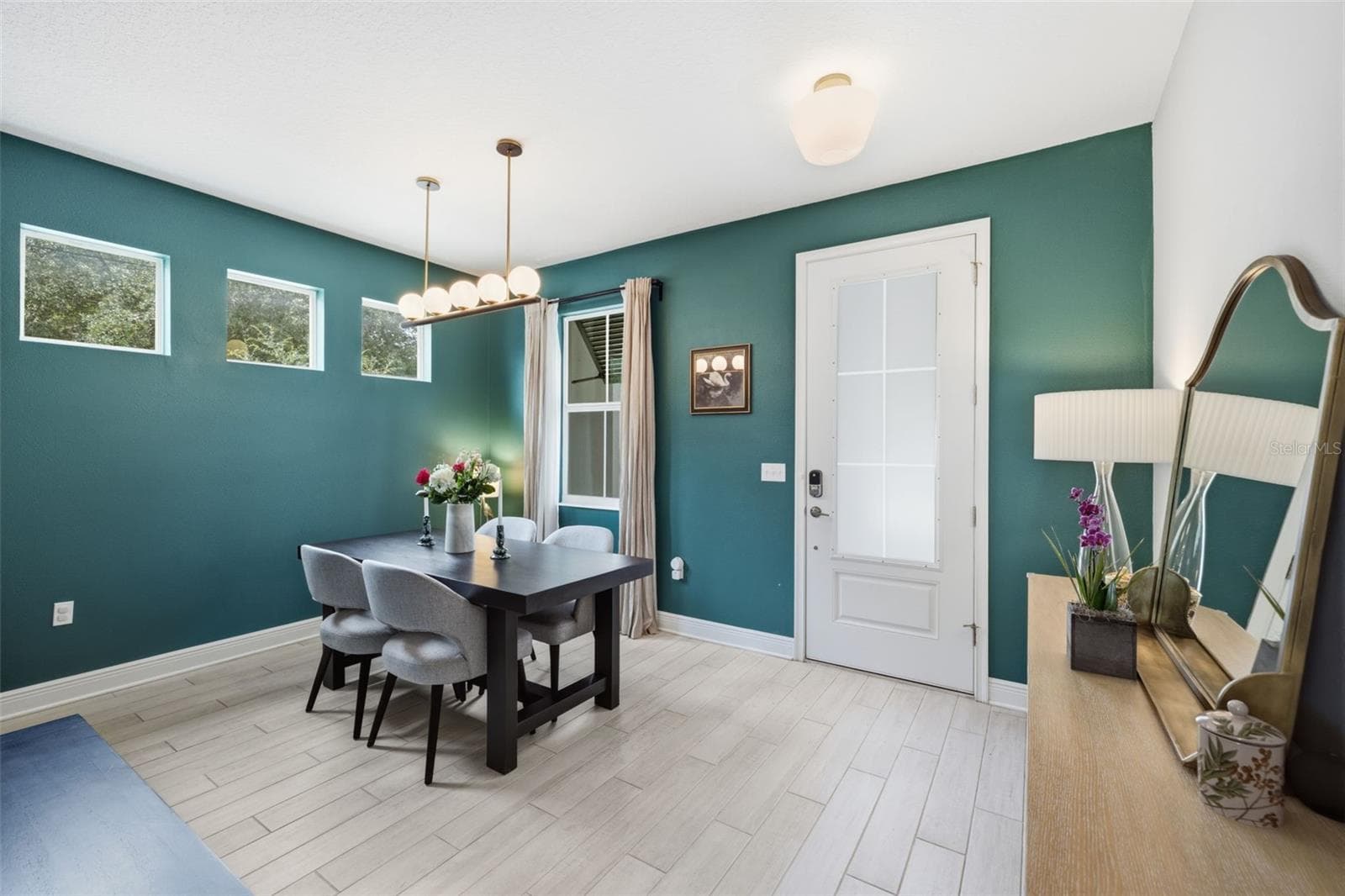 Single Family Residence at 2422 W CARMEN ST, TAMPA, photo 6 of 48