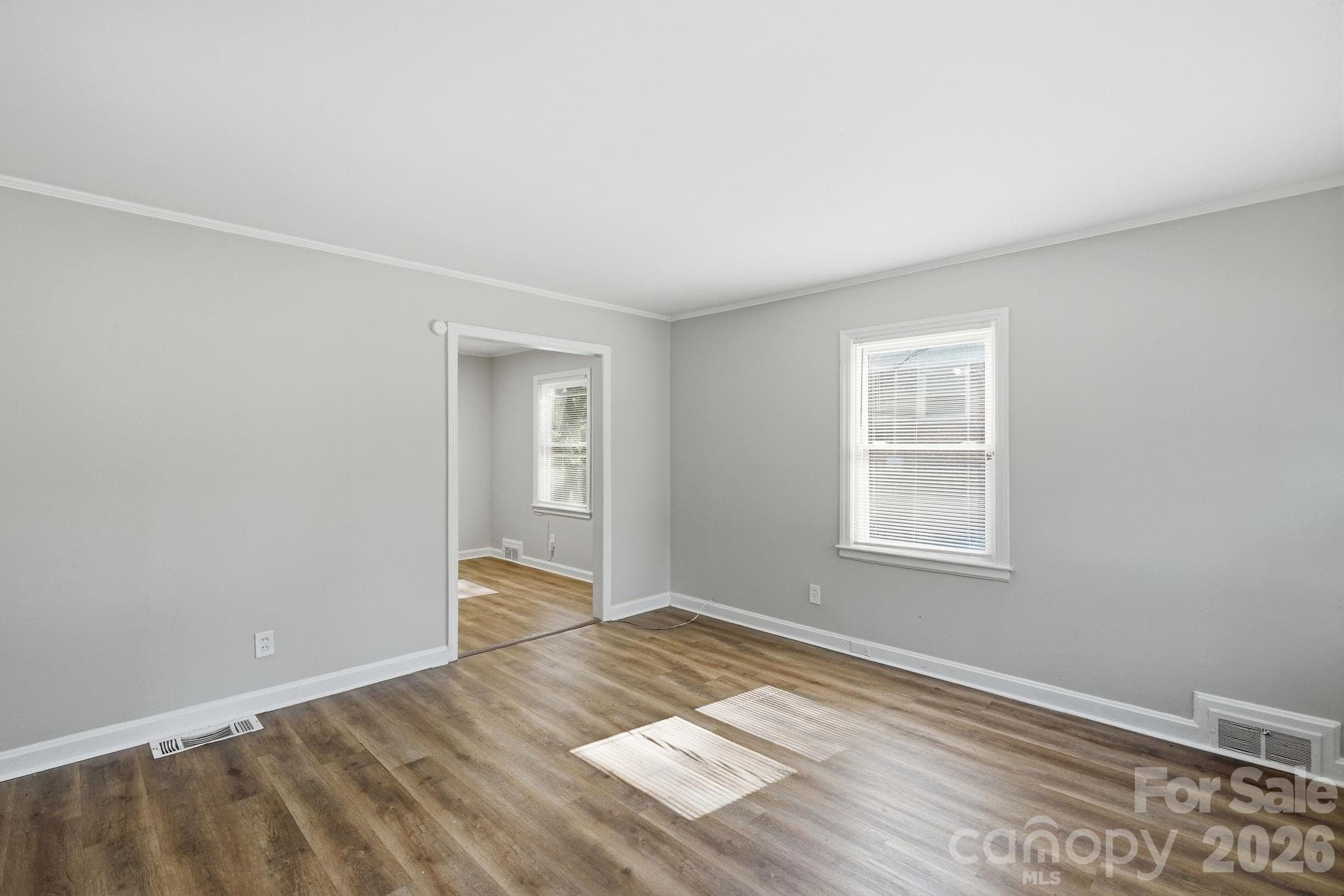 Single Family Residence at 4400 Welling Avenue, Charlotte, photo 11 of 35