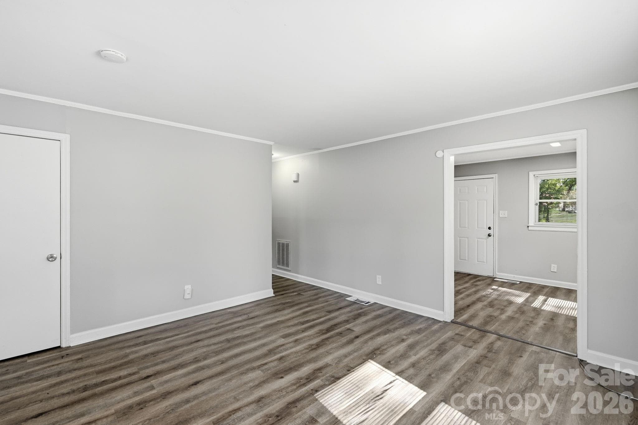 Single Family Residence at 4400 Welling Avenue, Charlotte, photo 12 of 35