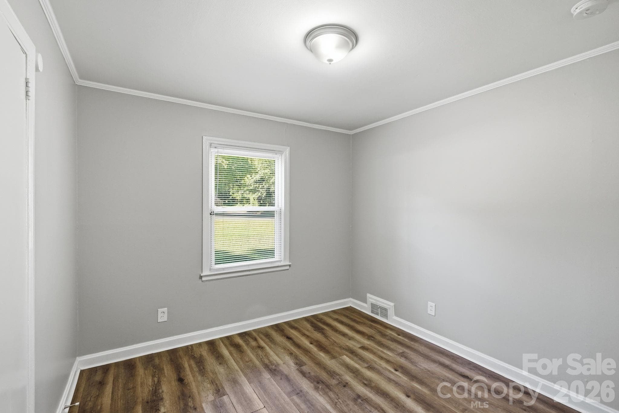 Single Family Residence at 4400 Welling Avenue, Charlotte, photo 19 of 35