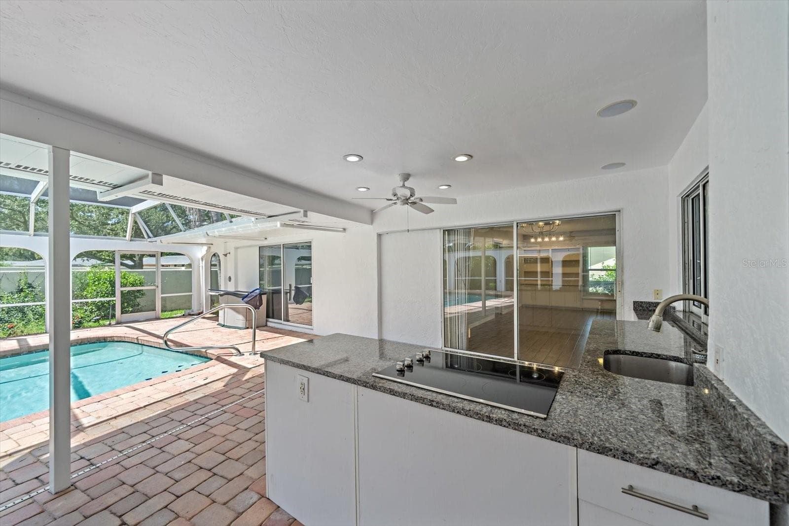 Single Family Residence at 6840 COUNTRY LAKES CIR, SARASOTA, photo 24 of 39