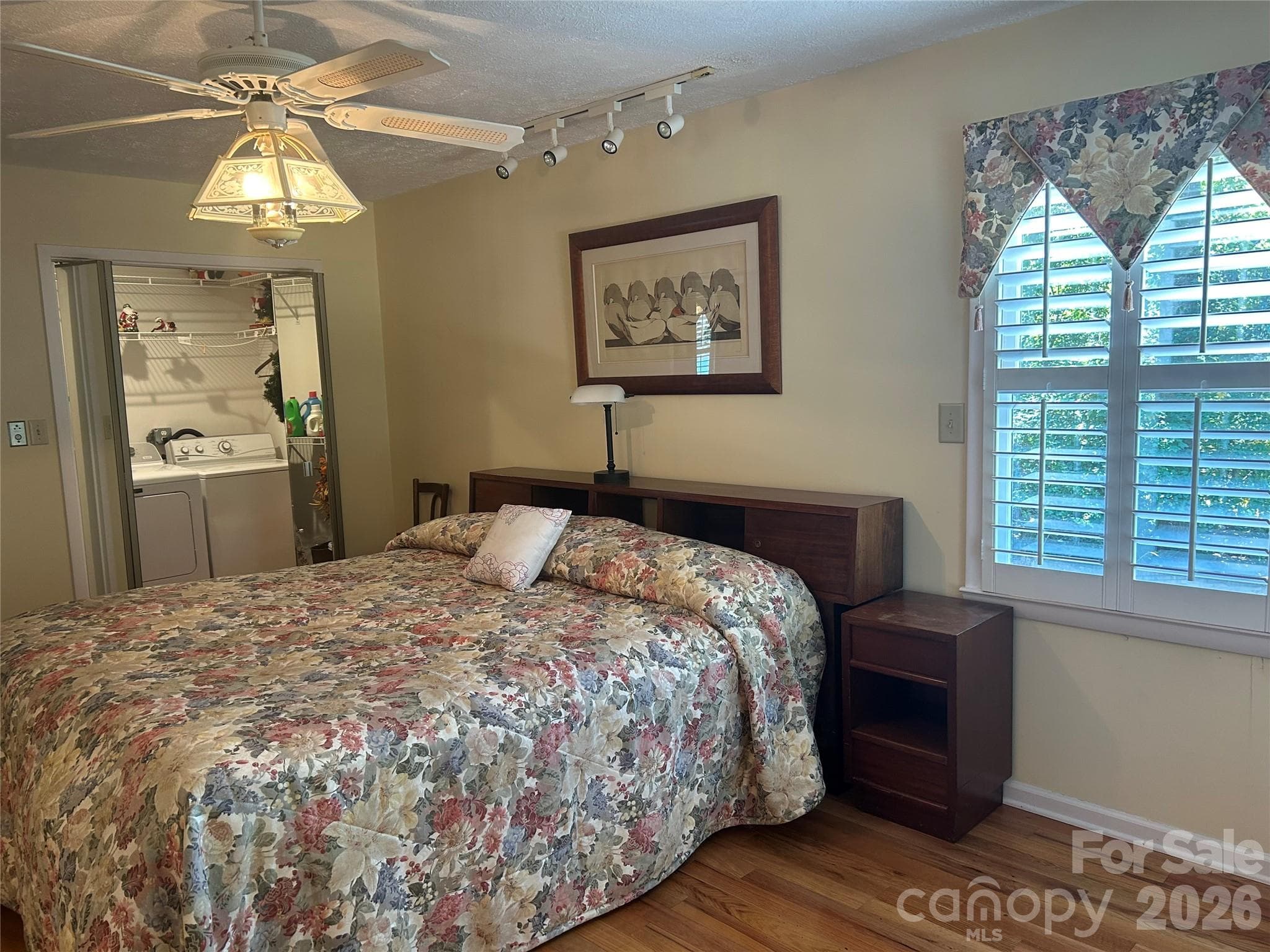 primary bd - 2214 Holly Lane, Shelby