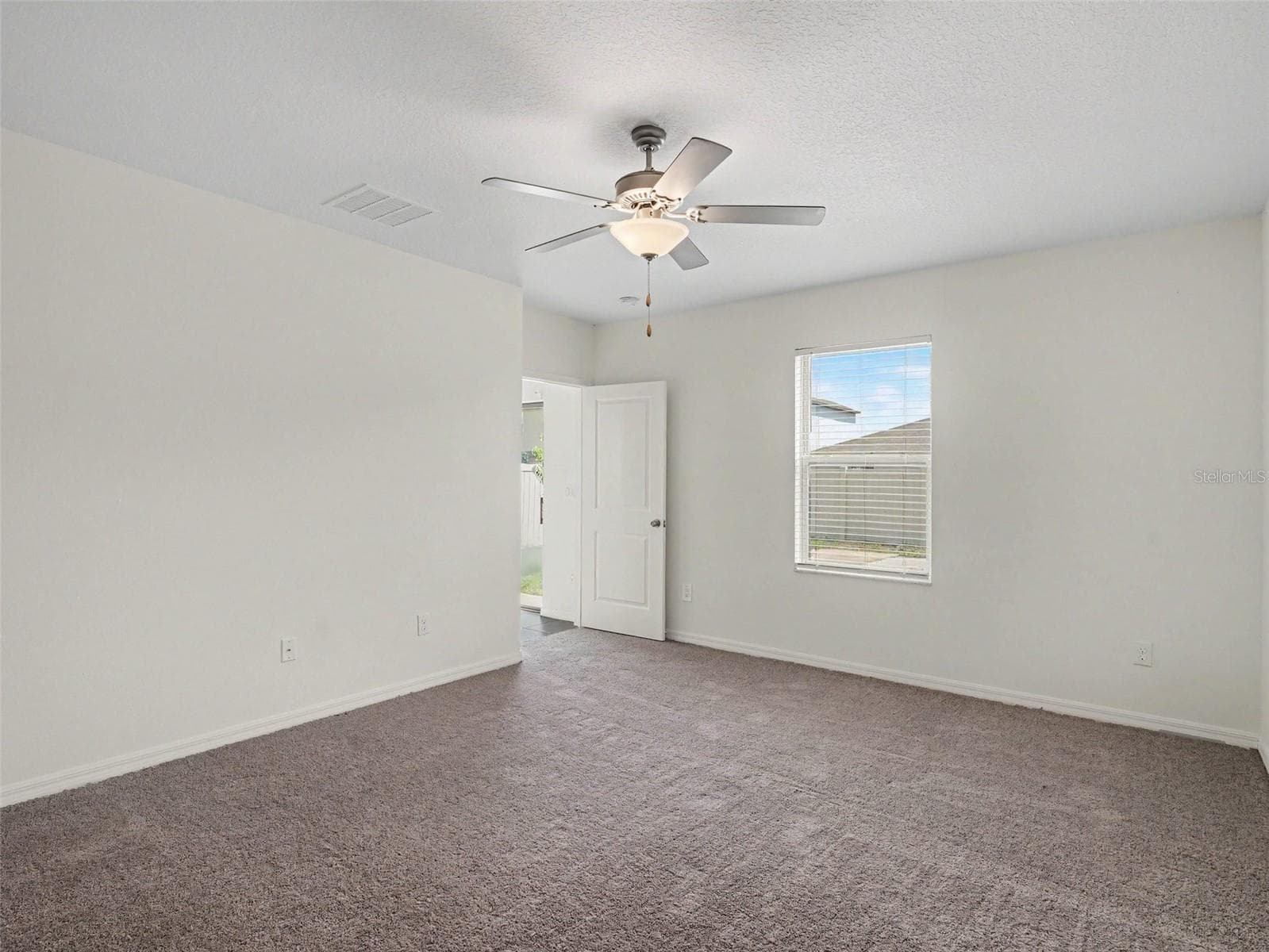 Single Family Residence at 15470 BROAD BRUSH DR, SUN CITY CENTER, photo 16 of 33