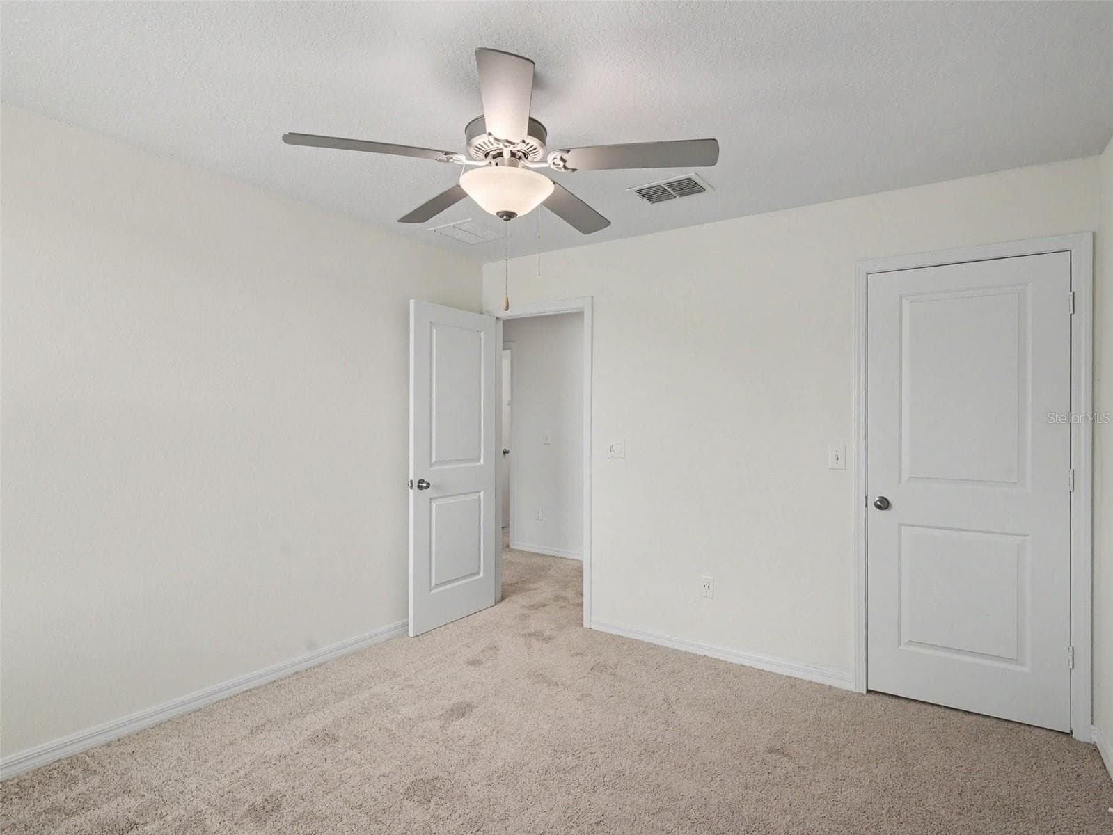 Single Family Residence at 15470 BROAD BRUSH DR, SUN CITY CENTER, photo 27 of 33