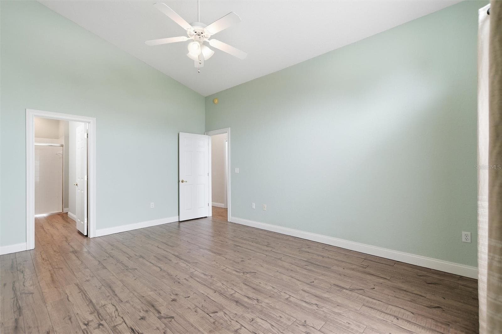 primary bedroom - 1097 CARAVAN LOOP, POLK CITY