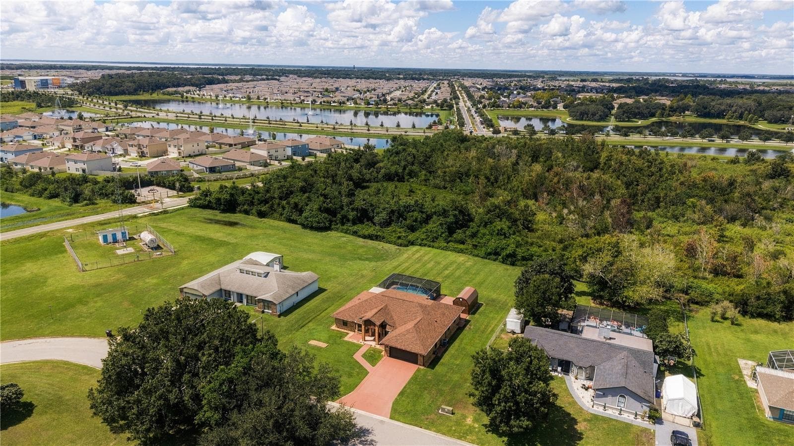 Single Family Residence at 2220 EMPEROR DR, KISSIMMEE, photo 43 of 45