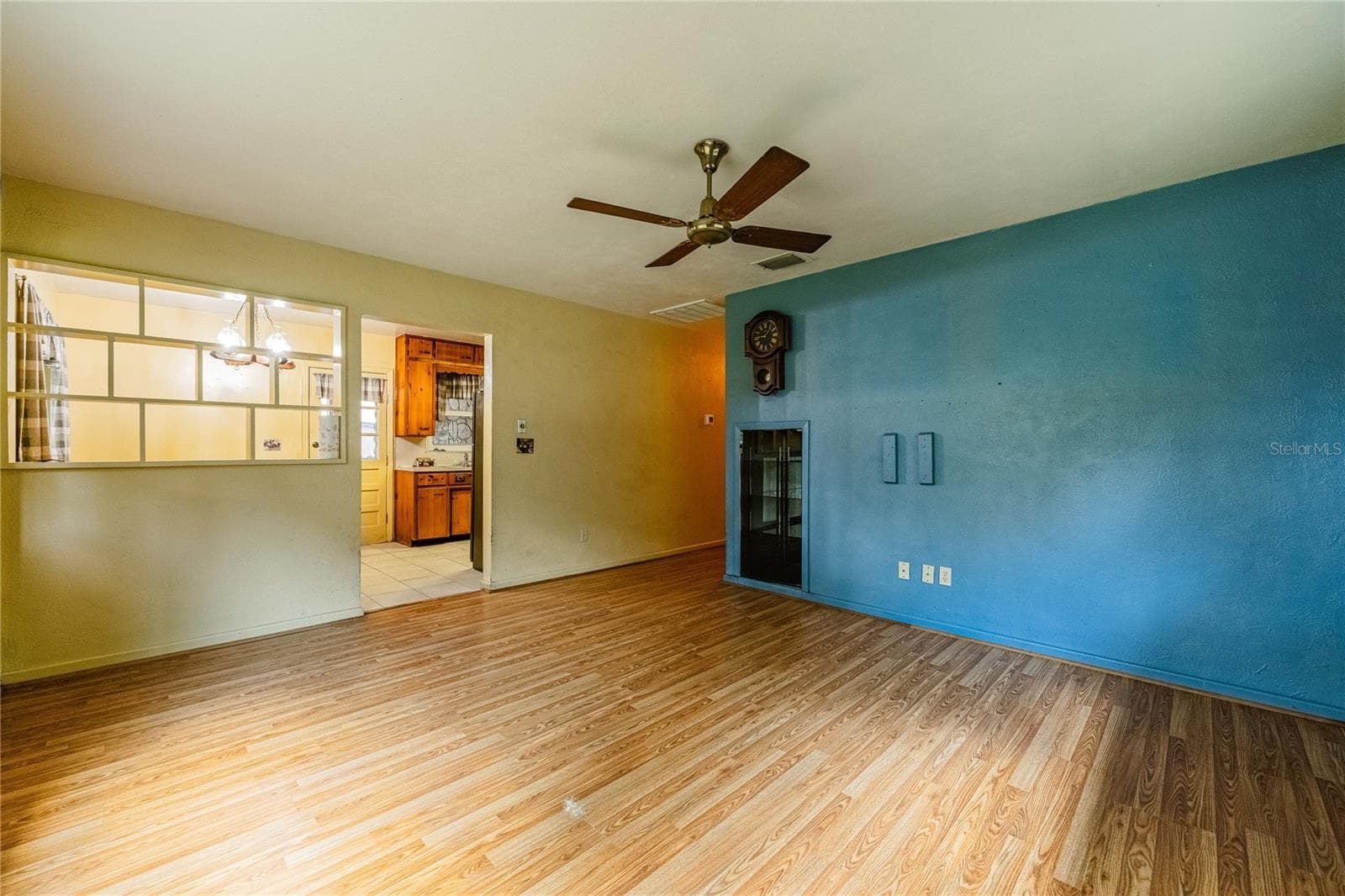 Single Family Residence at 3236 CULLMAN DR, LAKELAND, photo 5 of 37