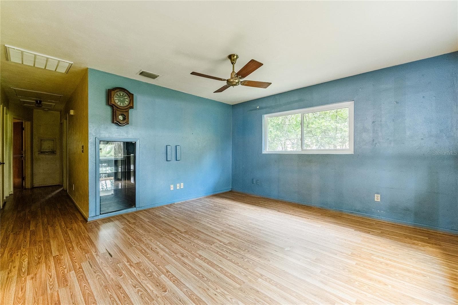 Single Family Residence at 3236 CULLMAN DR, LAKELAND, photo 6 of 37