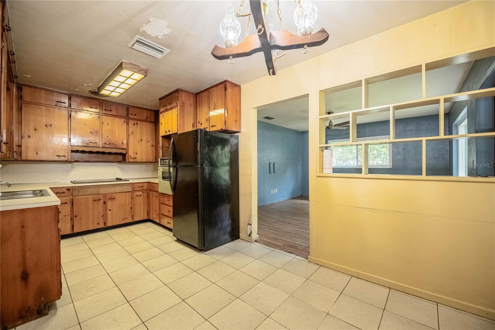 Single Family Residence at 3236 CULLMAN DR, LAKELAND, photo 10 of 37
