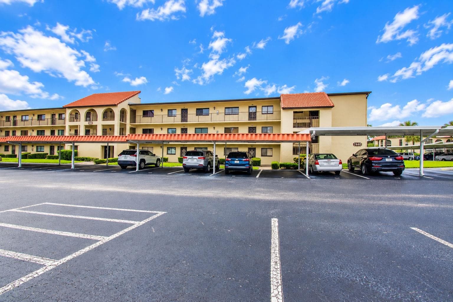 2440 WINDING CREEK BLVD #307