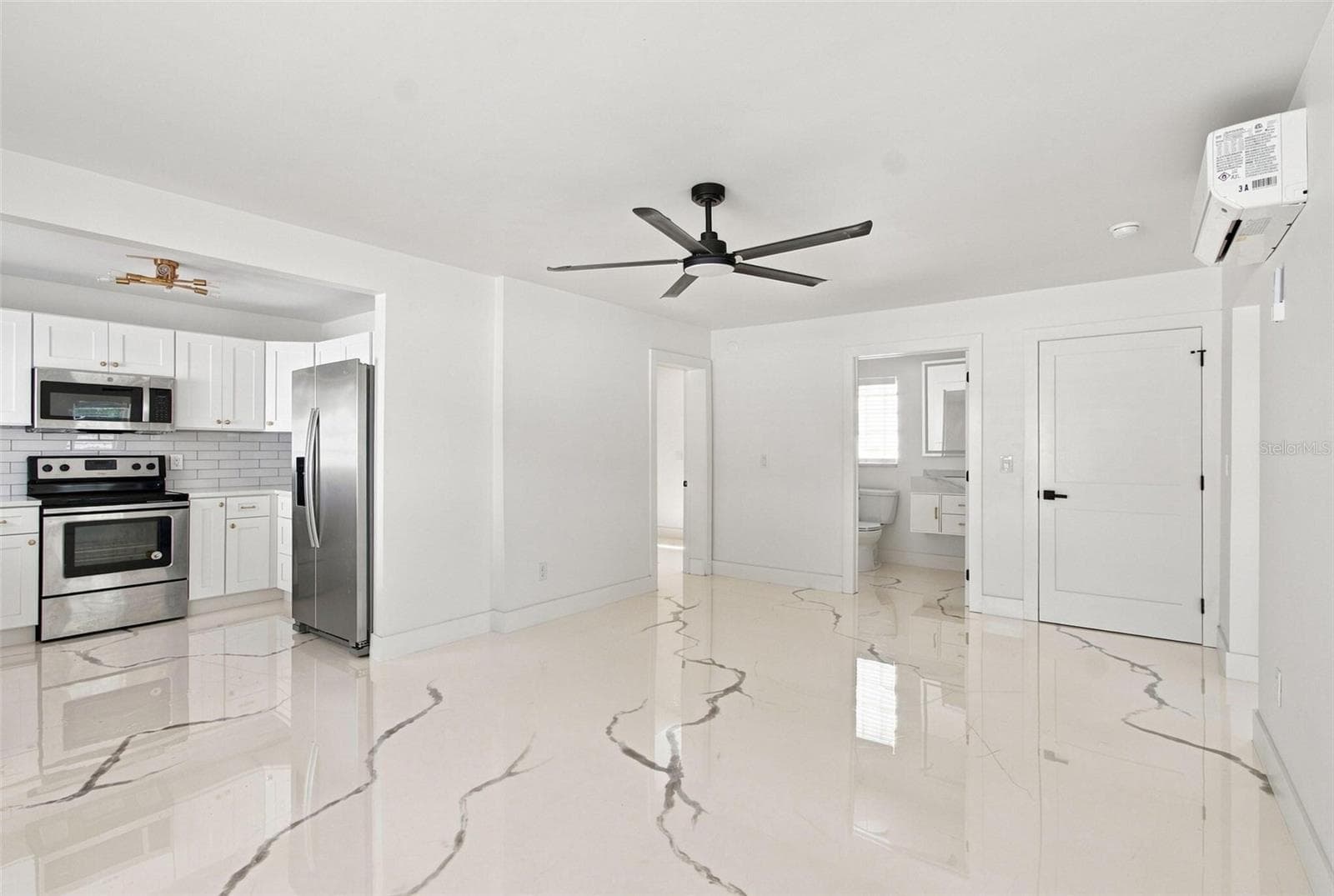 Single Family Residence at 4125 GROVE, ST PETERSBURG, photo 4 of 33