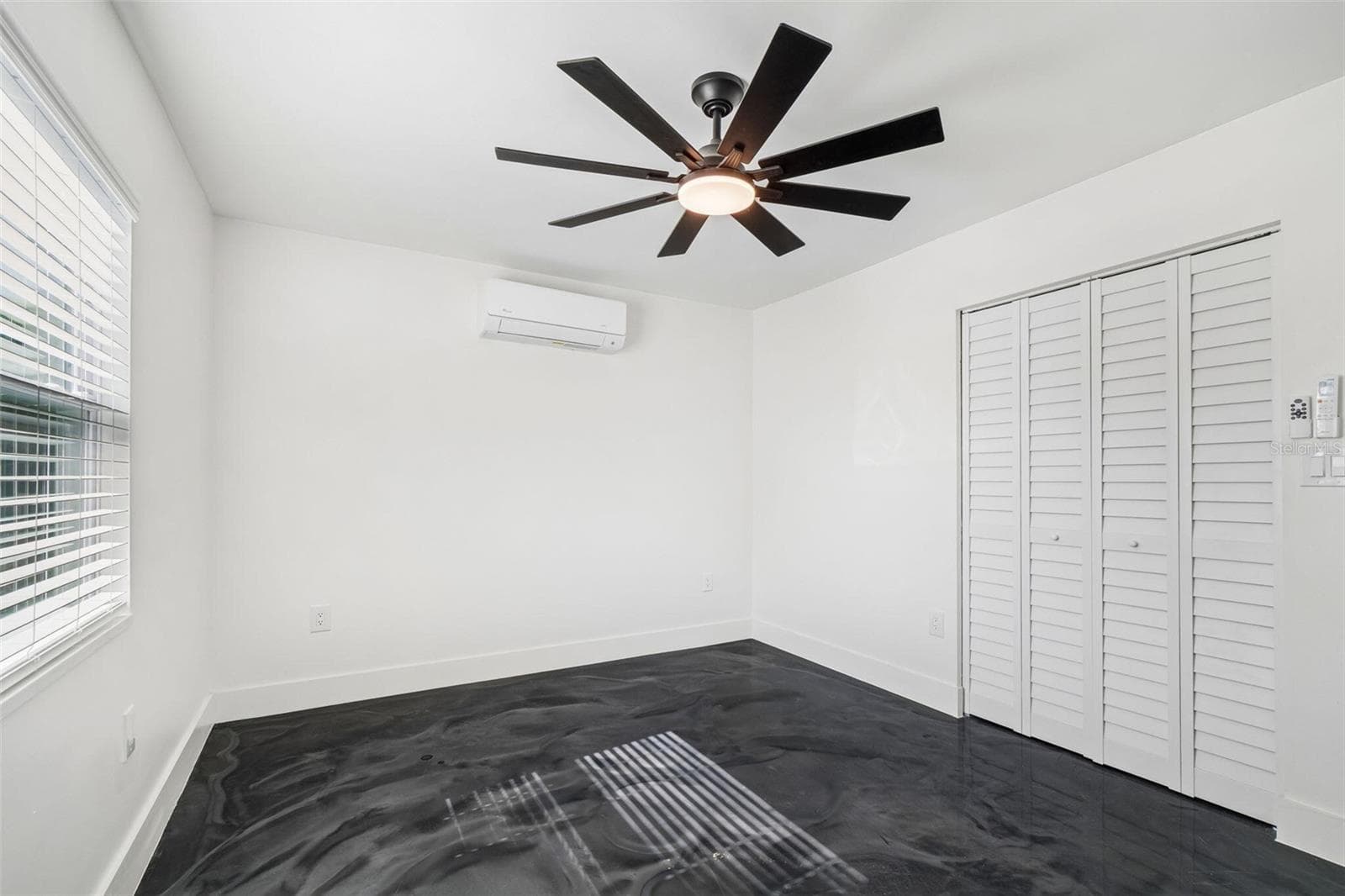 Single Family Residence at 4125 GROVE, ST PETERSBURG, photo 16 of 33