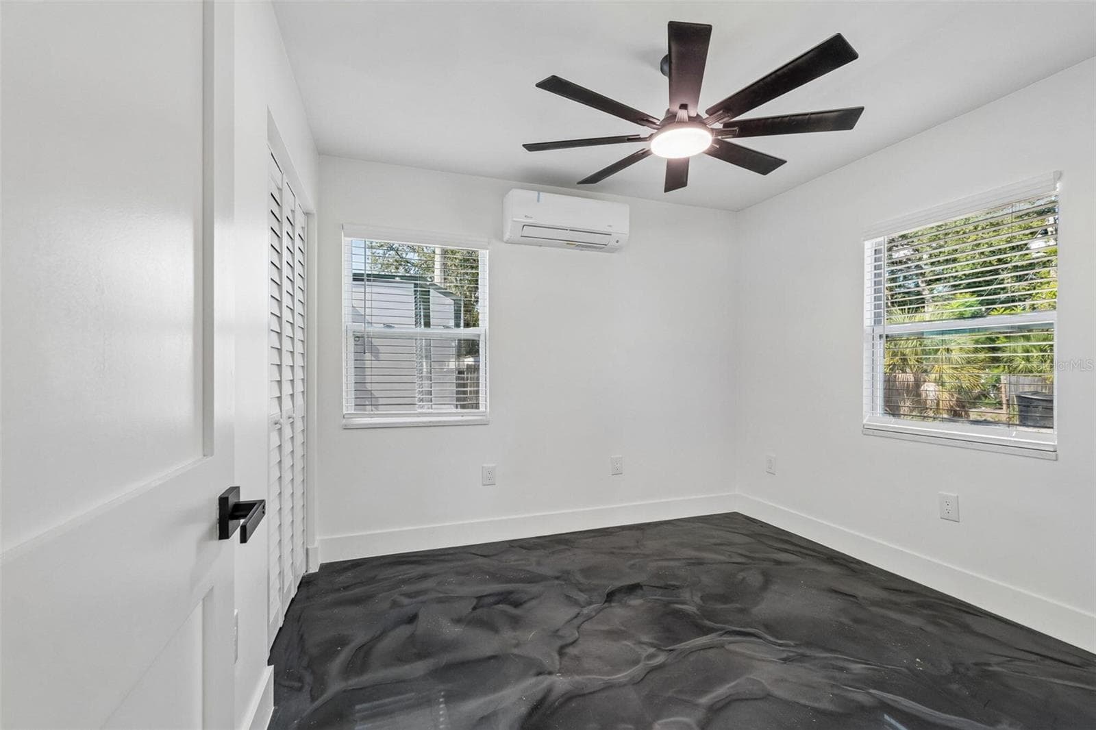 Single Family Residence at 4125 GROVE, ST PETERSBURG, photo 19 of 33