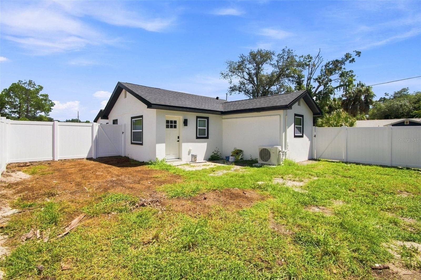 Single Family Residence at 4125 GROVE, ST PETERSBURG, photo 20 of 33