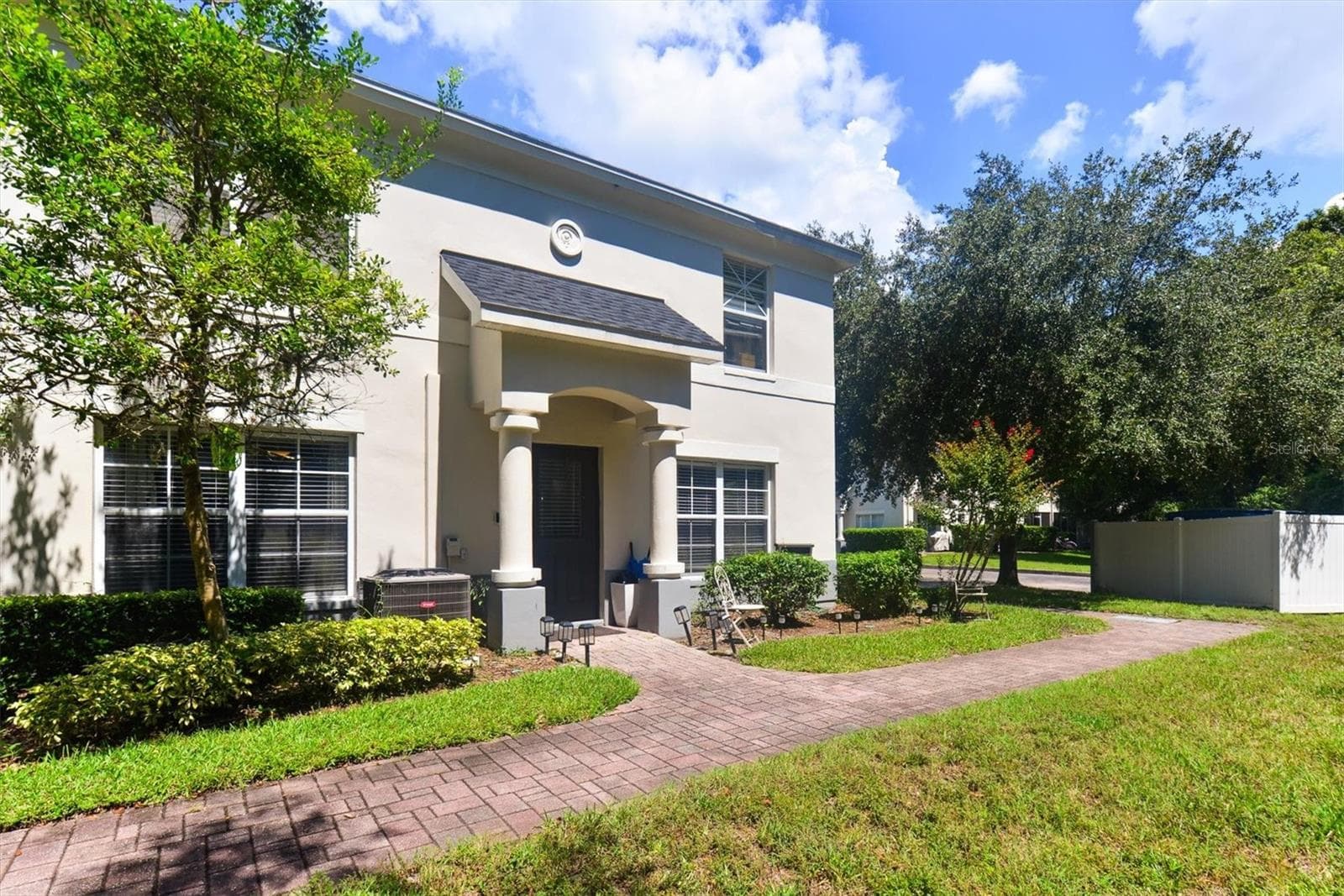 Townhouse at 9404 COOPERVILLE CT, TAMPA, photo 3 of 42