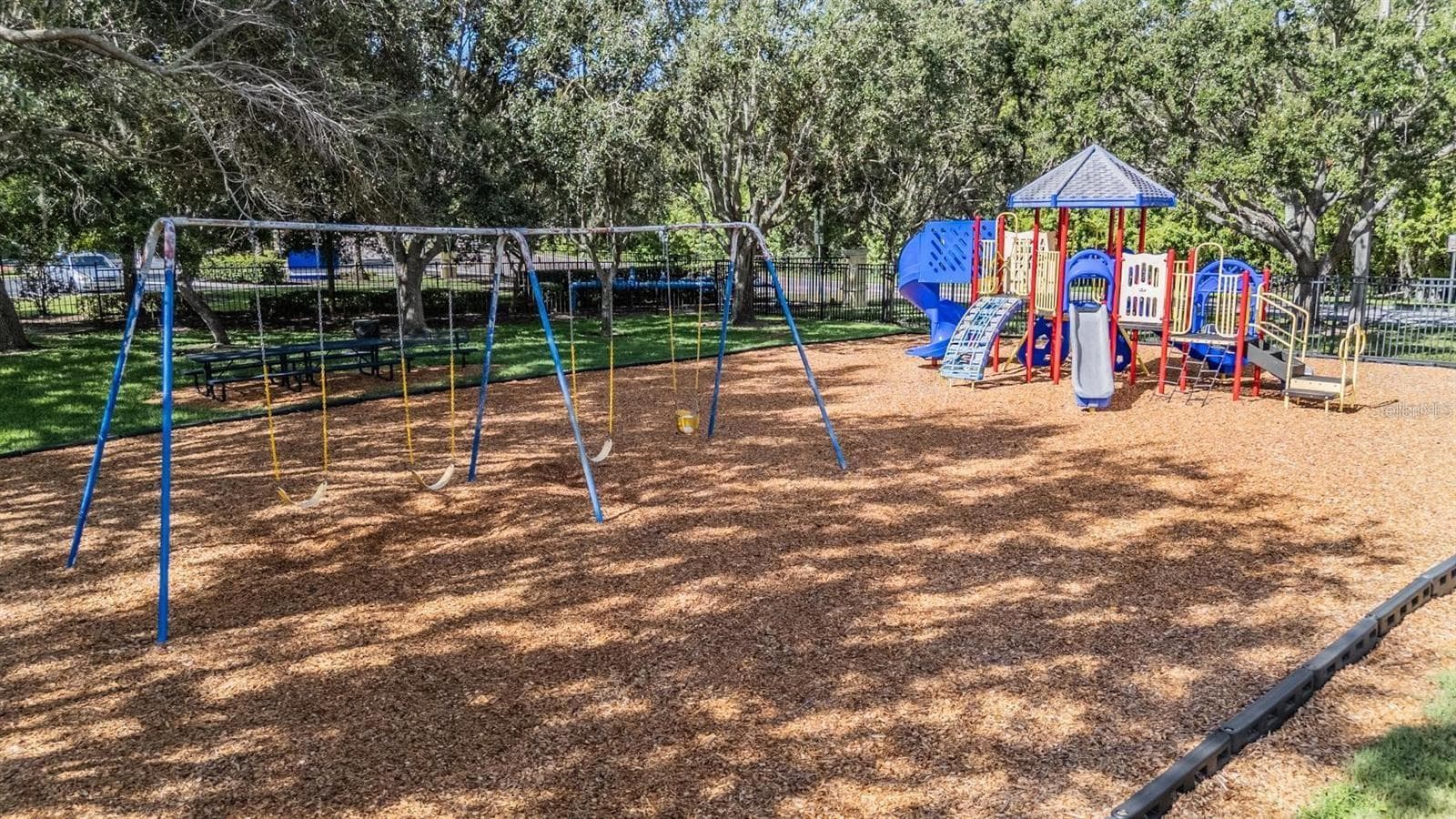 Townhouse at 9404 COOPERVILLE CT, TAMPA, photo 36 of 42