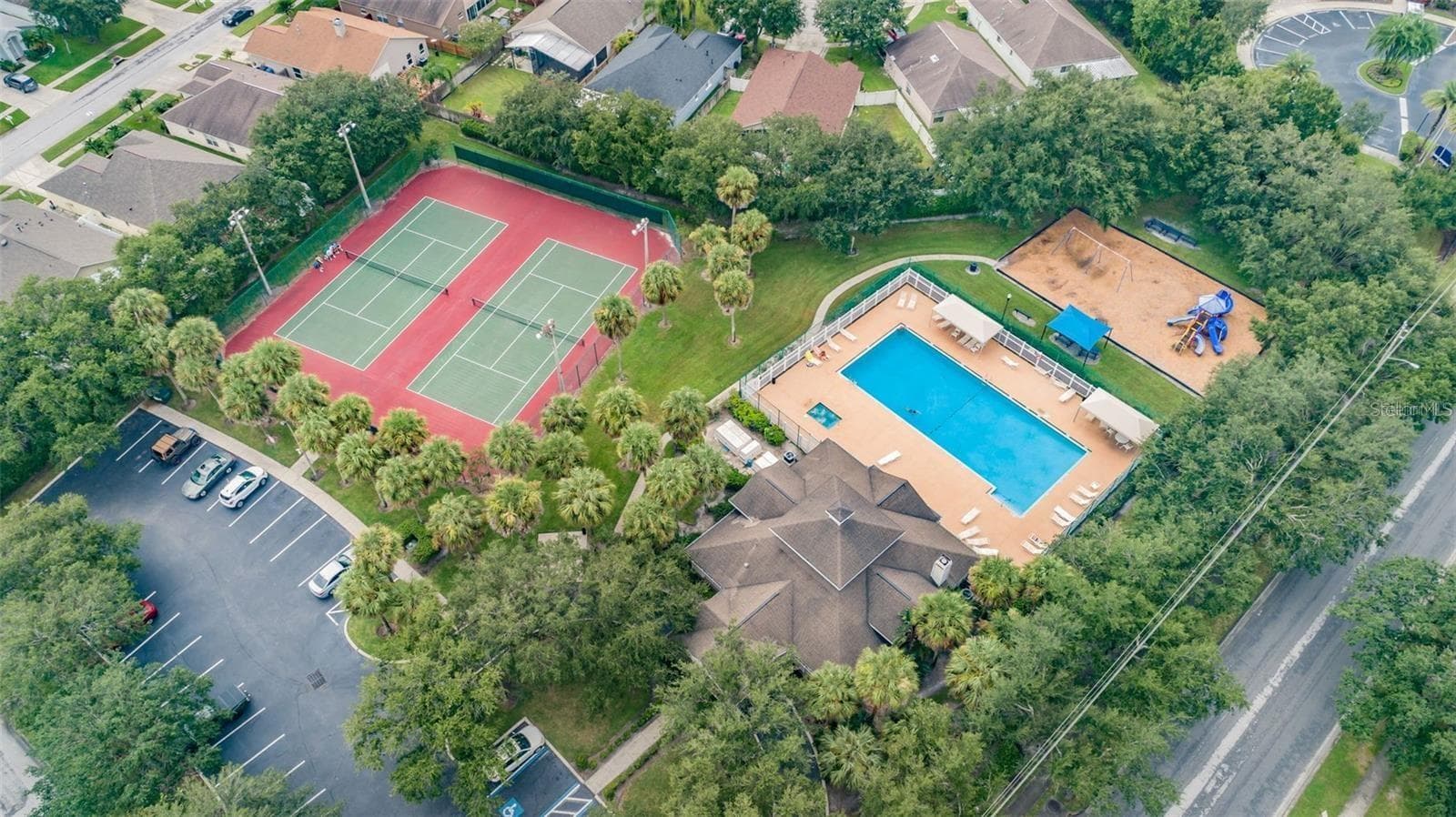 Townhouse at 9404 COOPERVILLE CT, TAMPA, photo 38 of 42