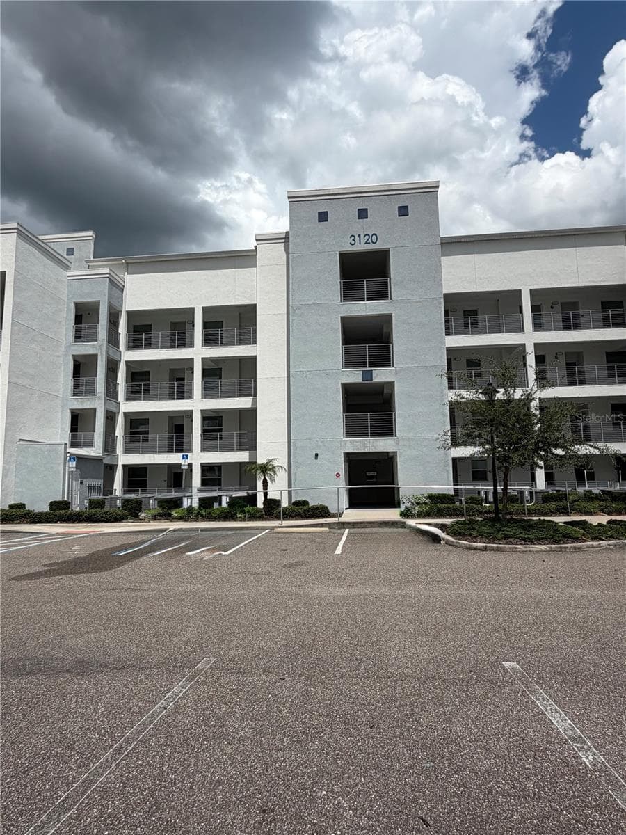 Condominium at 3120 PARADOX CIR #307, KISSIMMEE, photo 2 of 15