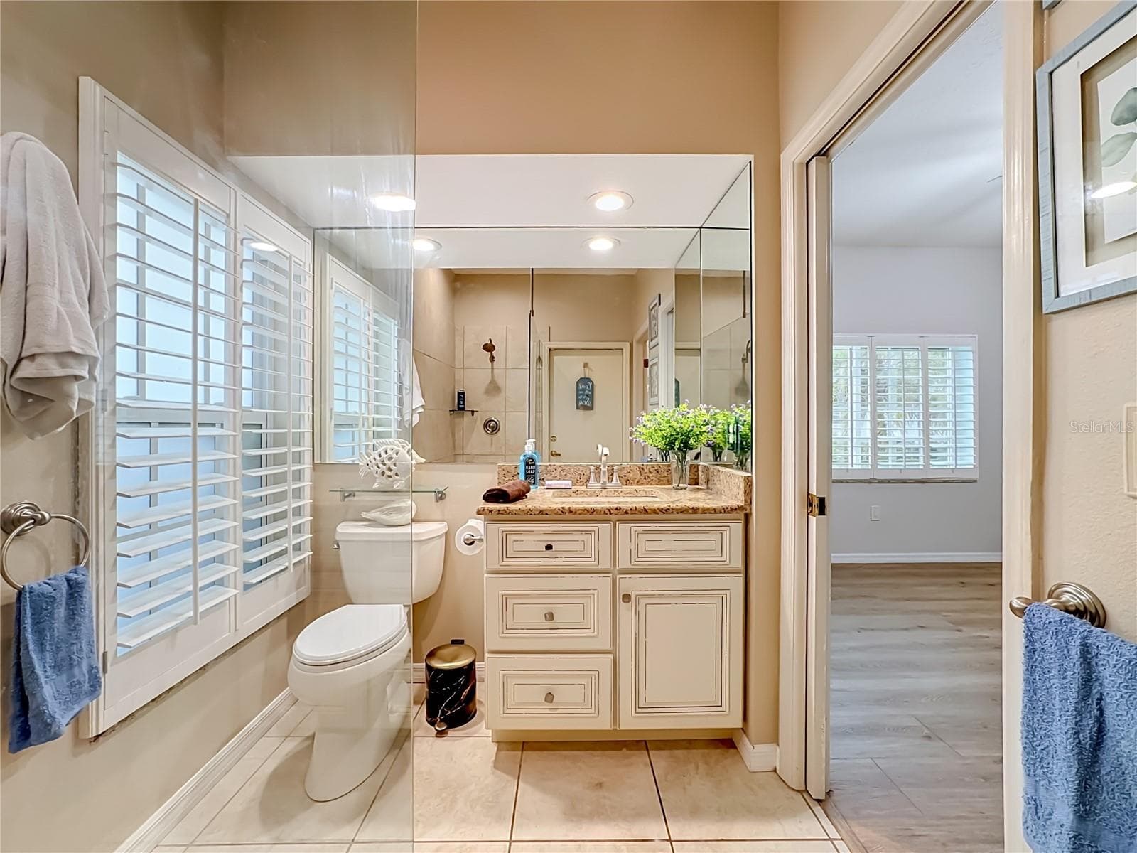 Bathroom #2 - 4415 HIGHLAND OAKS CIR, SARASOTA