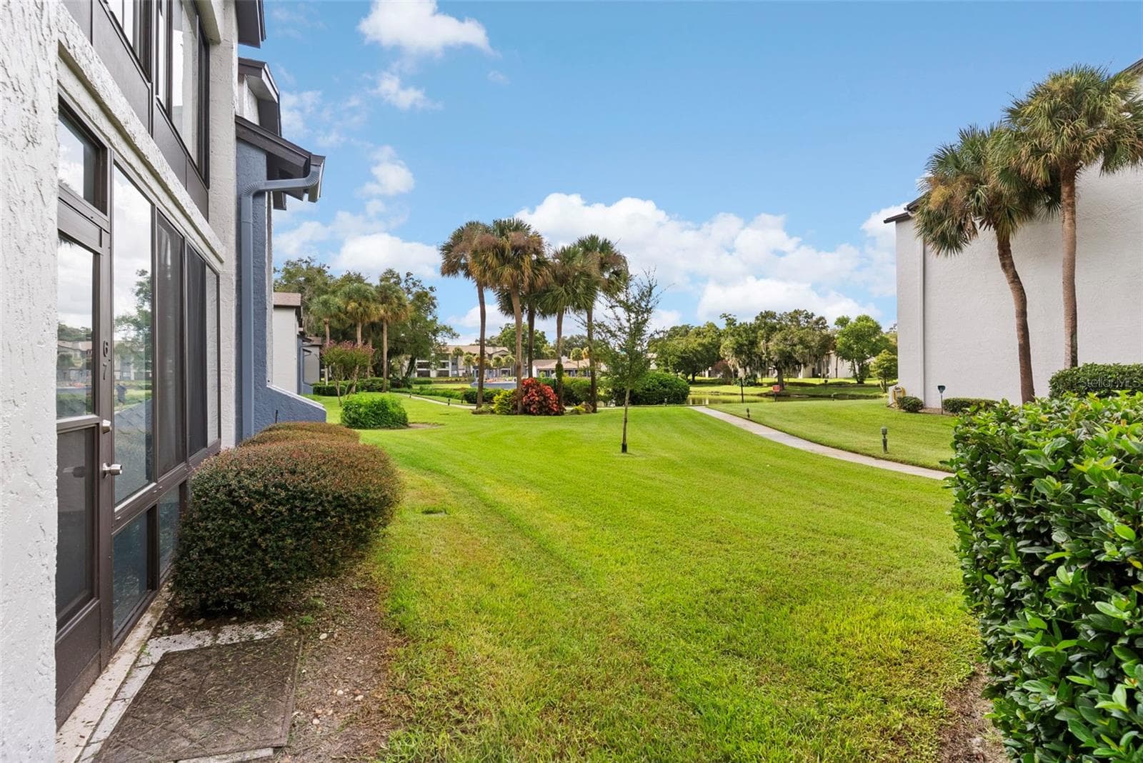 Condominium at 7 ESCONDIDO CIR #67, ALTAMONTE SPRINGS, photo 39 of 53