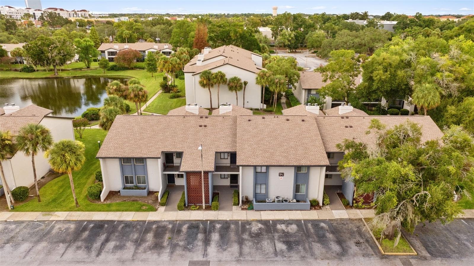 Condominium at 7 ESCONDIDO CIR #67, ALTAMONTE SPRINGS, photo 45 of 53