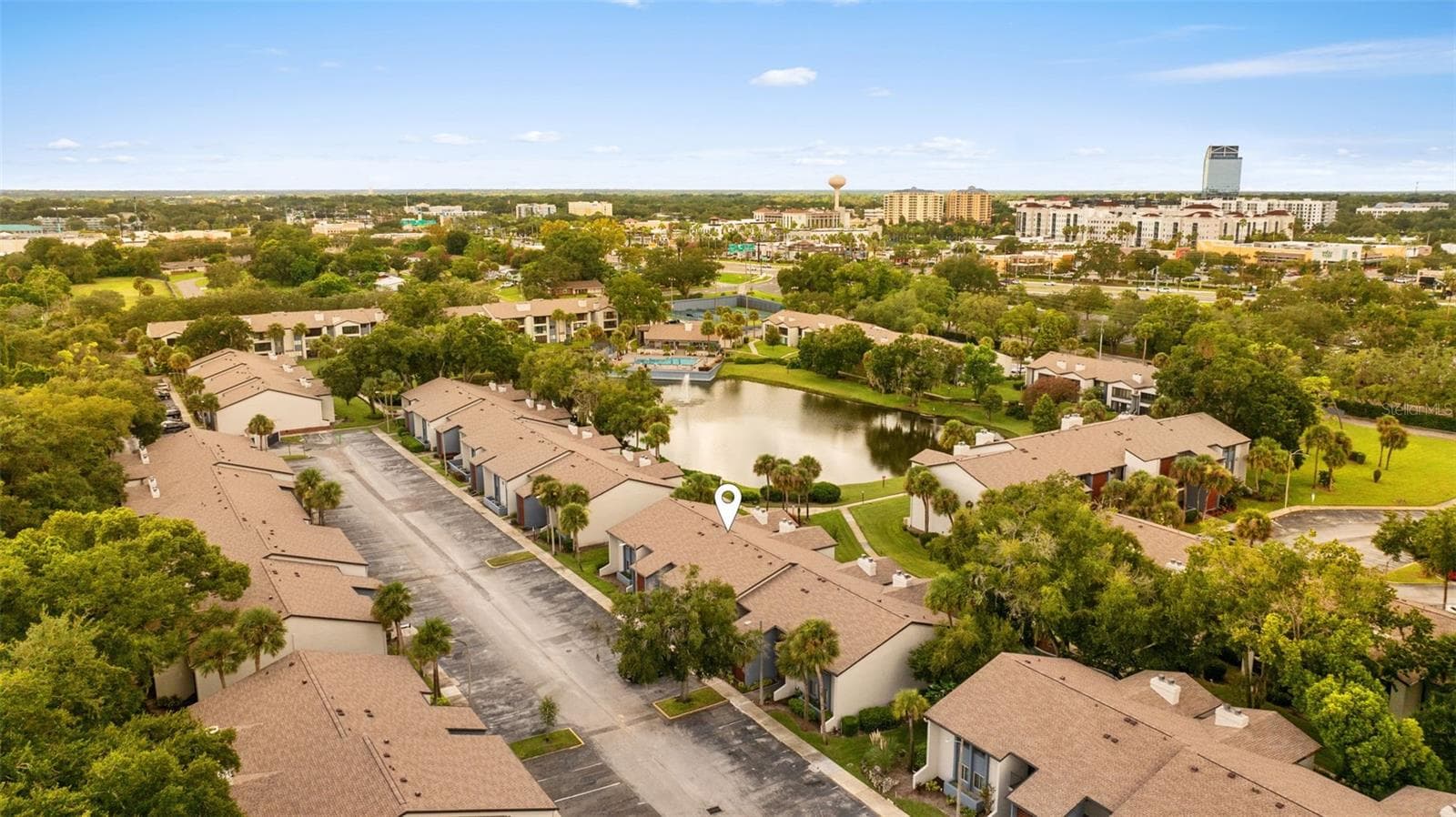 Condominium at 7 ESCONDIDO CIR #67, ALTAMONTE SPRINGS, photo 48 of 53